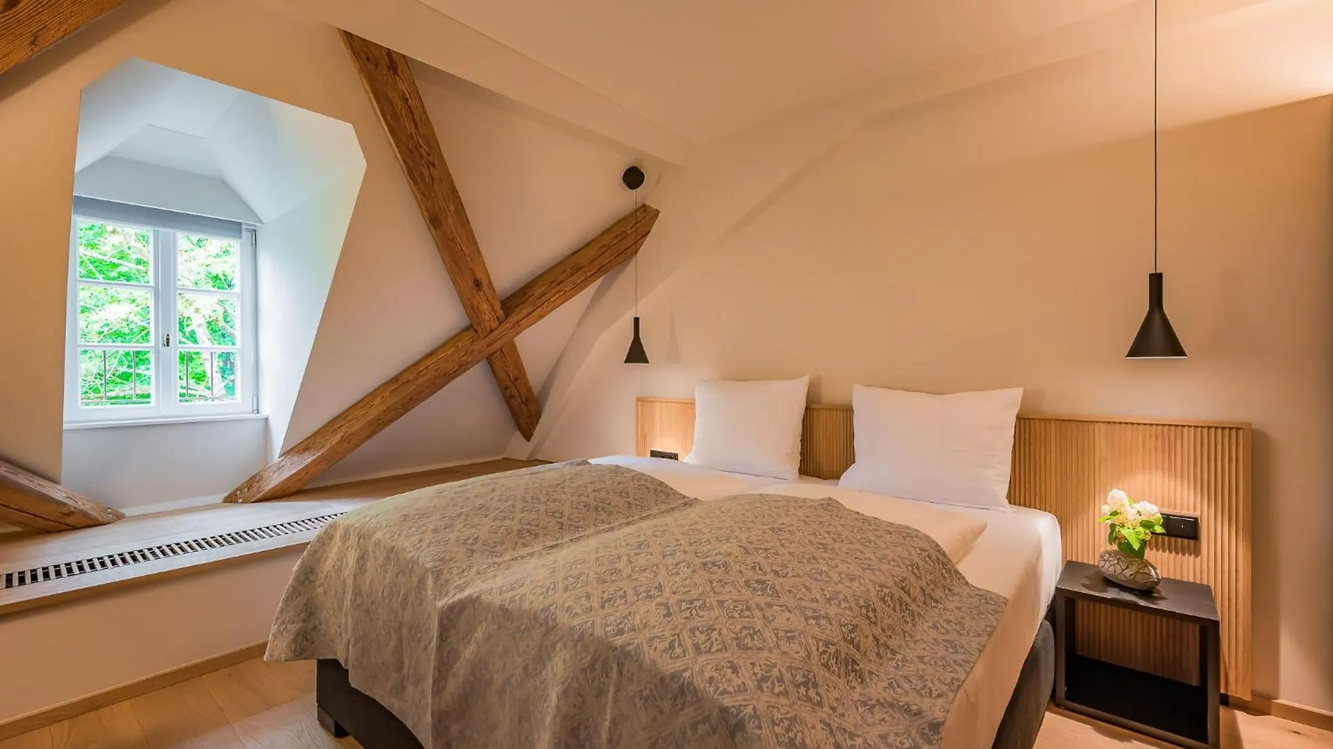 Augustiner Gutshof Menterschwaige Hotel München Németország