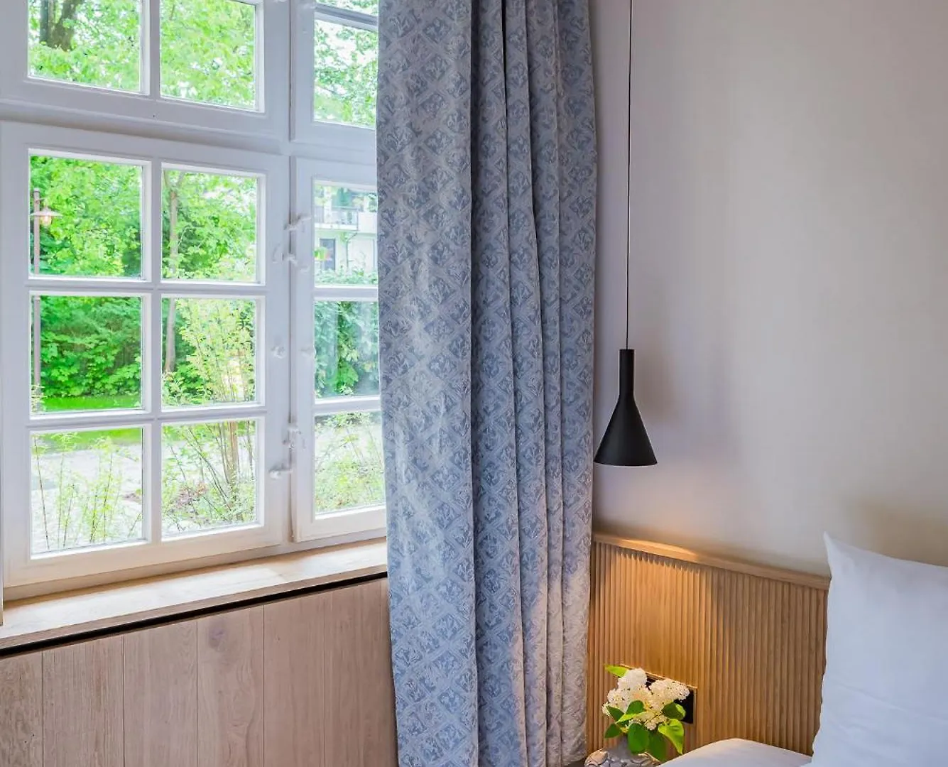 Hotel Augustiner Gutshof Menterschwaige Monachium 0*,  Niemcy