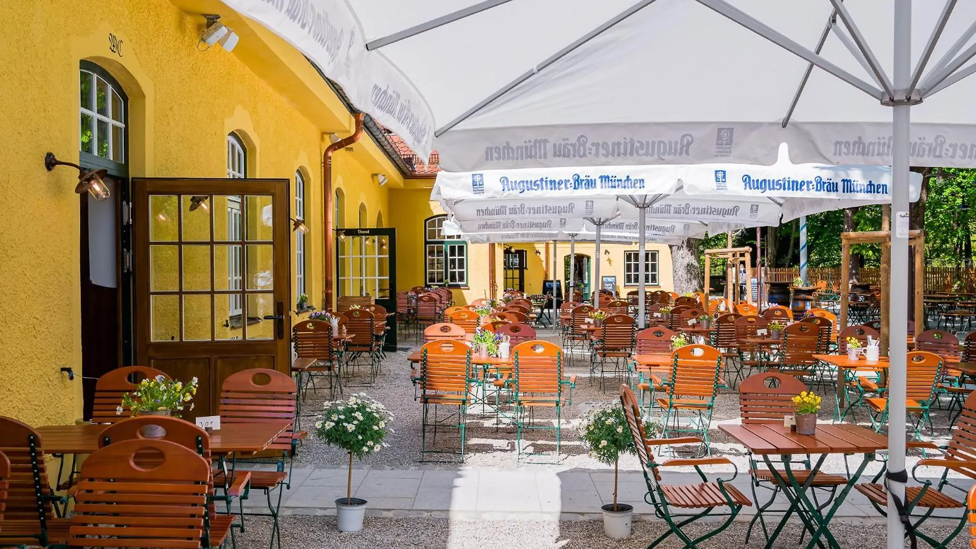 Augustiner Gutshof Menterschwaige Hotel Munich